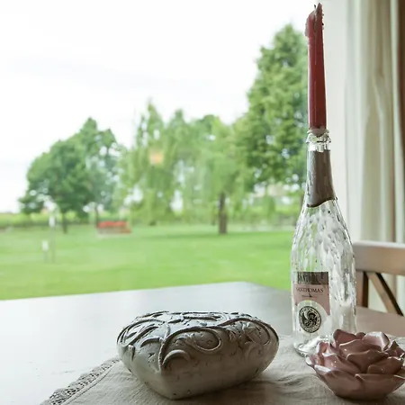 ファームステイ Tenuta Santome ビアンケード