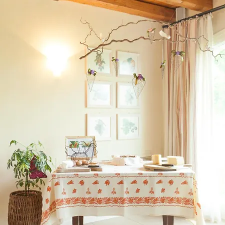 ファームステイ Tenuta Santome ビアンケード